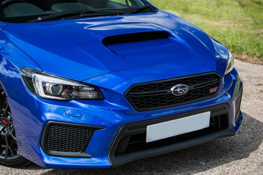Детали экстерьера Subaru WRX STI Final Edition 2017 года  (UK) (фото 13 из 21)
